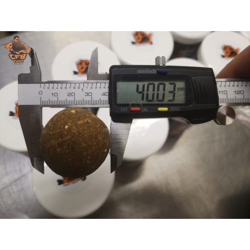 40mm CFB Óriás Csalizó Bojli 40mm v 30x40mm